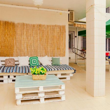 Villa Taala Con Terraza 洛斯尼托斯 外观 照片