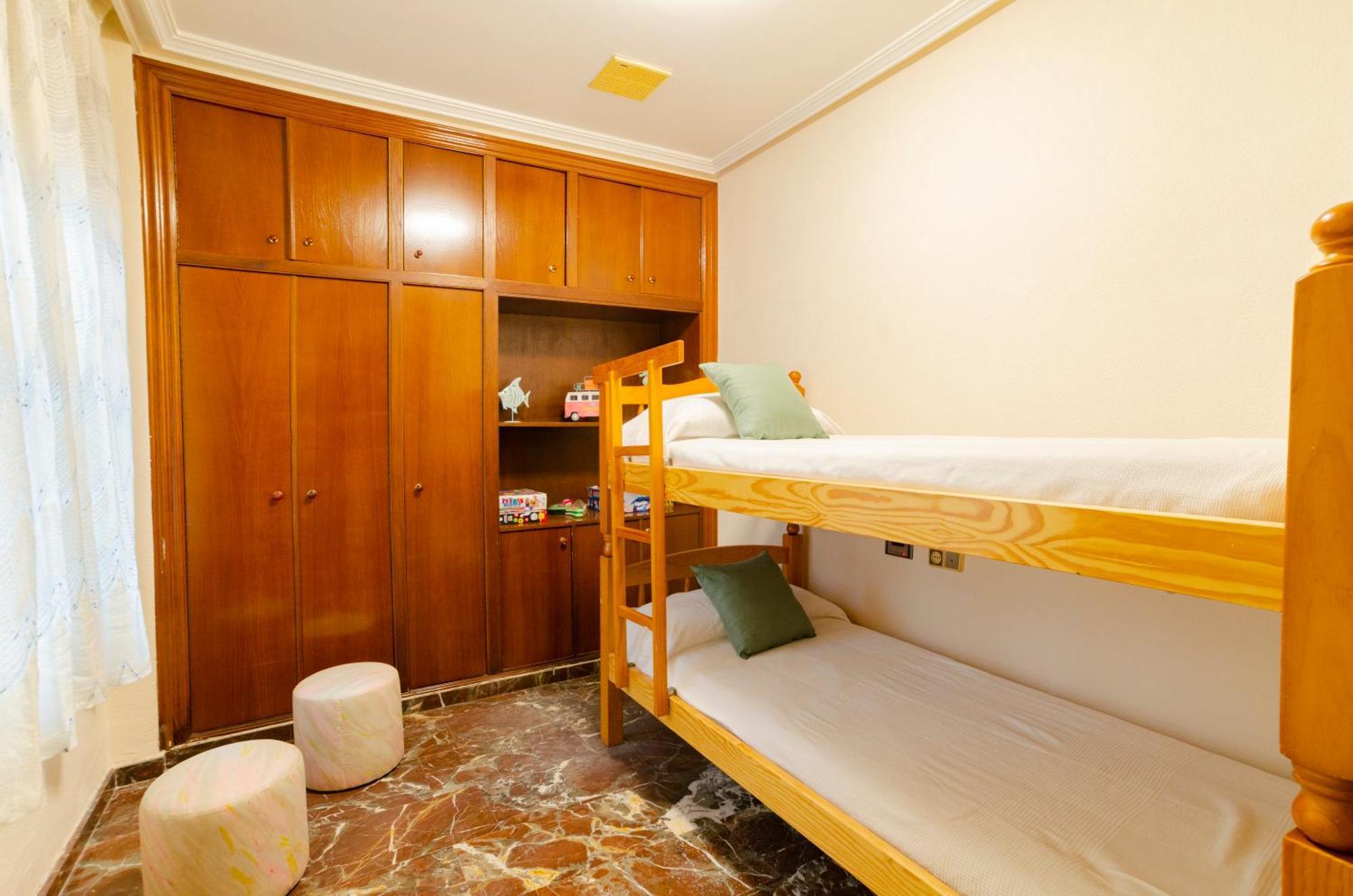 Villa Taala Con Terraza 洛斯尼托斯 外观 照片